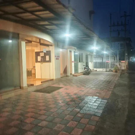 Classic Cochin Airport Suites Angamali Exterior photo